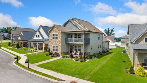 415 Tuscany Village Dr, Ringgold, GA, 30736-4242 | Card Image