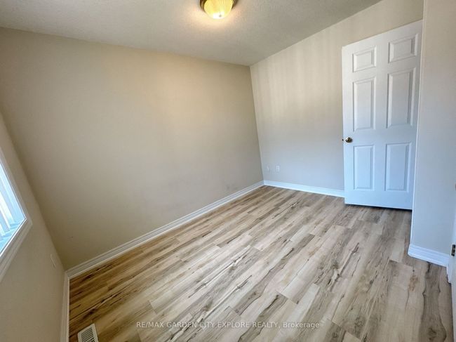 25 Chloe St, House attached with 3 bedrooms, 2 bathrooms and 1 parking in Saint Catharines ON | Image 16