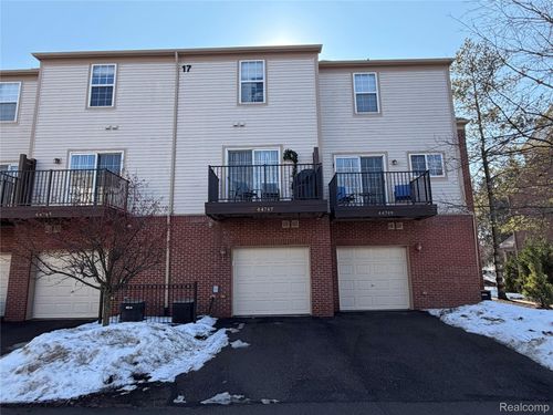 44745 Ellery Ln, Novi, MI, 48377-2562 | Card Image