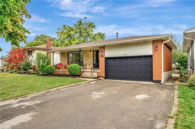 31 Farringford Dr, House other with 6 bedrooms, 2 bathrooms and 6 parking in Brantford ON | Image 2