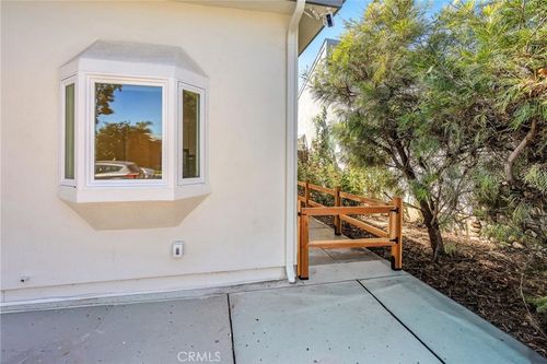 7789 Toland, Westchester, CA, 90045 | Card Image