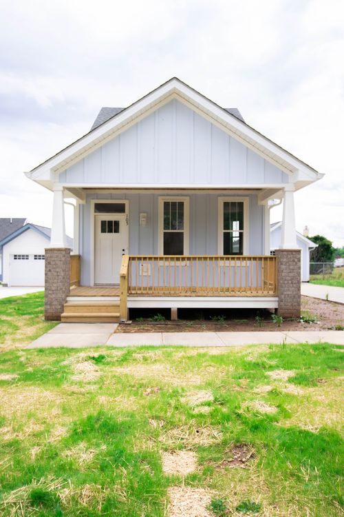 105 N Shephard St, Winchester, TN, 37398-1635 | Card Image