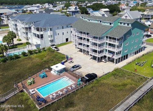 apt-3-111 Florida Ave, Carolina Beach, NC, 28428-5938 | Card Image