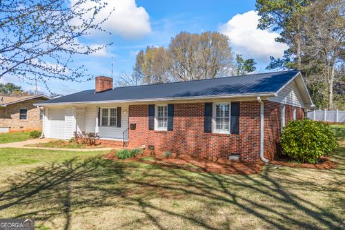 131 Roosevelt Blvd, Commerce, GA, 30529-2138 | Card Image