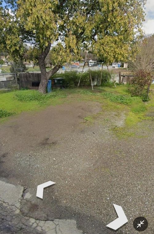 332 Lewis St, Gilroy, CA, 95020-5221 | Card Image