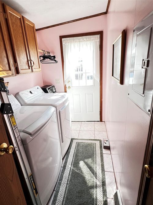 unit-305-638 Fresh Pond Ave, Calverton, NY, 11933-1195 | Card Image