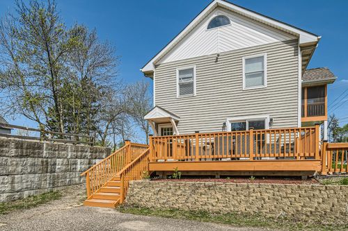 401 Highway 7, Excelsior, MN, 55331-9773 | Card Image