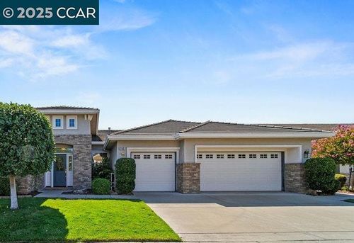 742 Richardson Dr, Brentwood, CA, 94513 | Card Image