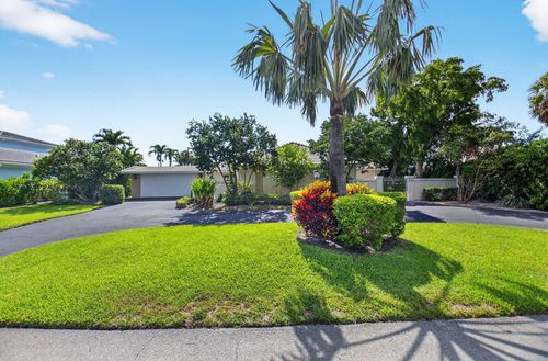 11814 N Lake Dr, Boynton Beach, FL, 33436-5549 | Card Image