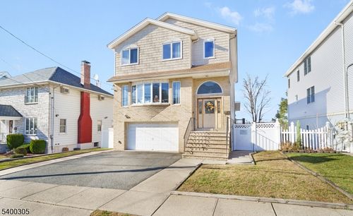 17 Pleasant Pl, Kearny, NJ, 07032-1830 | Card Image