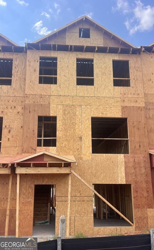 8-18 Nickel Dr, Newnan, GA, 30265-2634 | Card Image