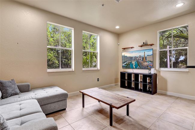 APT-207 - 4475 Sw 160 Th Ave, Condo with 2 bedrooms, 3 bathrooms and null parking in Miramar FL | Image 9