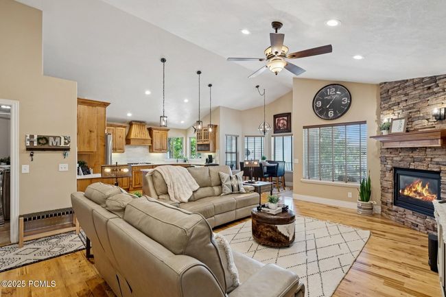 294 Willow Ct, House other with 5 bedrooms, 4 bathrooms and null parking in Francis UT | Image 11
