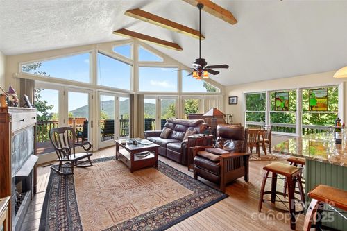 60 Wildflower Ln, Old Fort, NC, 28762-6863 | Card Image