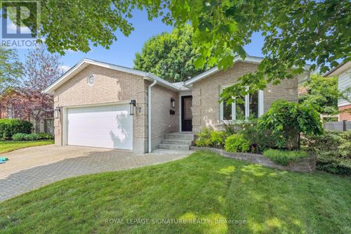 7 Pauline Pl, Guelph, ON, N1H7P3 | Card Image