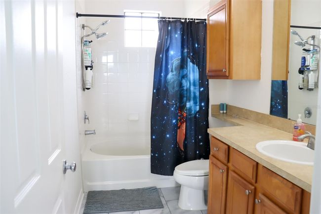 Primary Bathroom | Image 18