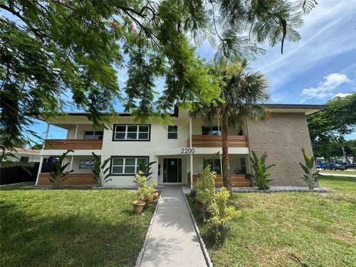 apt-1-2200 Ne 173rd St, North Miami Beach, FL, 33160-2942 | Card Image