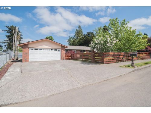 18411 Ne Davis St, Portland, OR, 97230 | Card Image