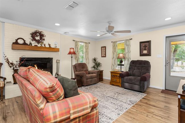 19769 State Highway 21 E, House other with 3 bedrooms, 2 bathrooms and 1 parking in Grapeland TX | Image 8