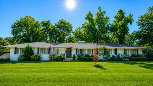 601 Westchester Park Dr, Springfield, OH, 45504-1059 | Card Image