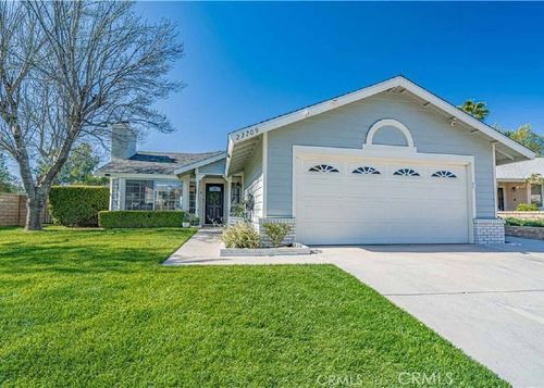 27709 Crookshank, Los Angeles, CA, 91350 | Card Image
