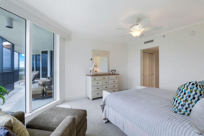 APT-1005 - 1060 Borghese Ln, Condo with 2 bedrooms, 3 bathrooms and null parking in NAPLES FL | Image 12