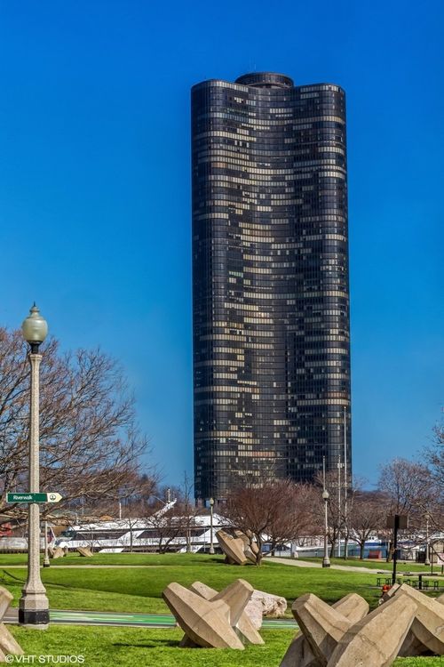 2110-11-505 N Lake Shore Drive, Chicago, IL, 60611 | Card Image