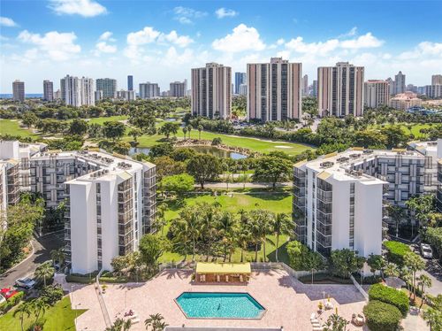 apt-517-20500 W Country Club Dr, Aventura, FL, 33180-1619 | Card Image