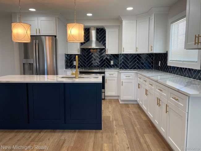 Kitchen | Image 6