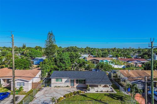 6431 Sw 19th St, North Lauderdale, FL, 33068-4806 | Card Image