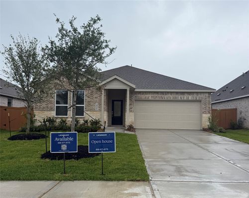 2921 Mariner Island Dr, Texas City, TX, 77568-2395 | Card Image