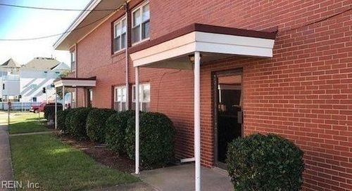 apt-3-9654 Selby Pl, Norfolk, VA, 23503-1742 | Card Image