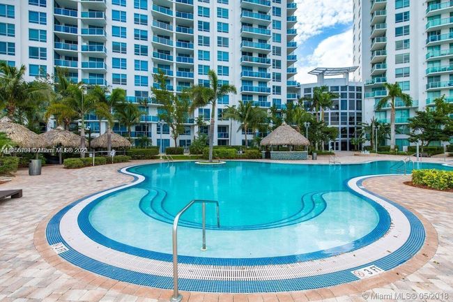 APT-302N - 2641 N Flamingo Rd, Condo with 1 bedrooms, 2 bathrooms and null parking in Sunrise FL | Image 4
