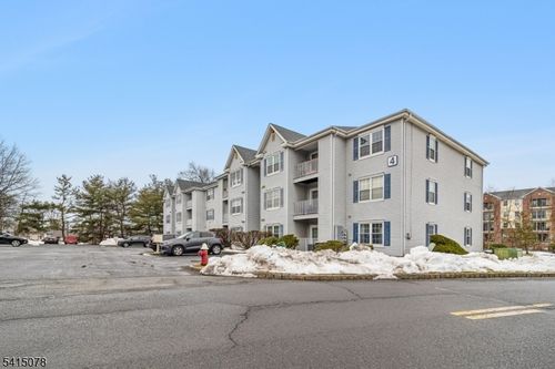 418-418 Stratford Pl, Bound Brook, NJ, 08805-2117 | Card Image