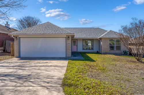 2020 Sungate Dr, New Braunfels, TX, 78130-9090 | Card Image