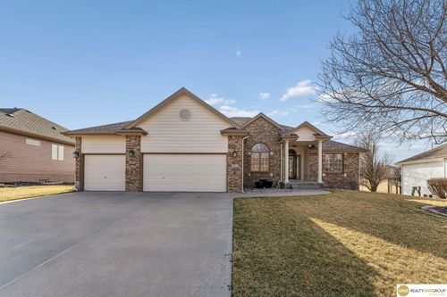9804 S 176th Ave, Omaha, NE, 68136-1504 | Card Image