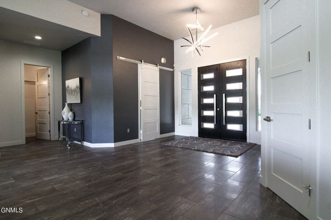 Foyer | Image 4