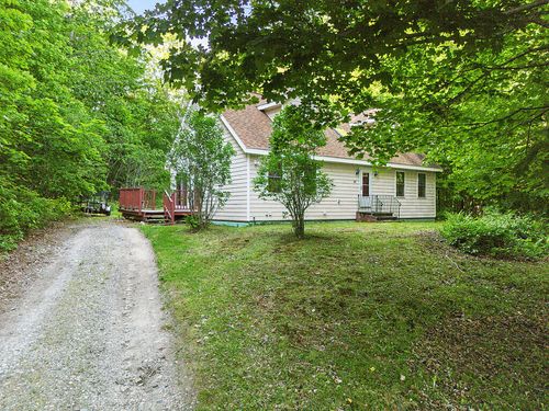 41 Birch St, Winthrop, ME, 04364-1301 | Card Image