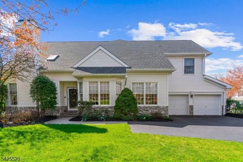 1 Westgate Dr, Annandale, NJ, 08801-1646 | Card Image