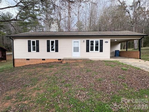 2610 Tablerock Rd, Lenoir, NC, 28645-8044 | Card Image