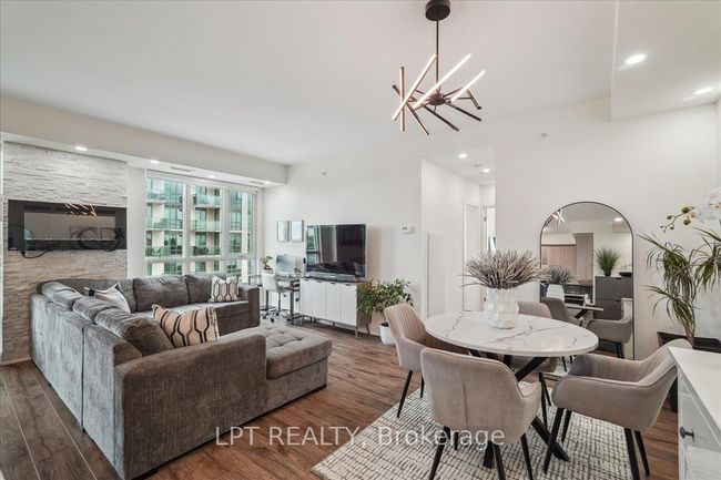 503 - 55 Yorkland Blvd, Condo with 2 bedrooms, 2 bathrooms and null parking in Brampton ON | Image 7