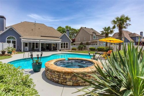 820 Nob Ridge Dr, Marietta, GA, 30064-5732 | Card Image