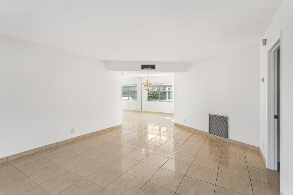 Residential in Lauderdale Lakes 4