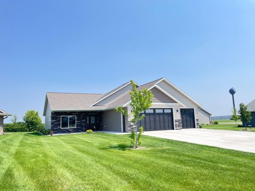 1504 3rd Ave N, Cold Spring, MN, 56320-4413 | Card Image