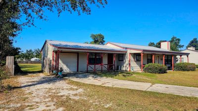 8813 E Bayhead Court, House other with 3 bedrooms, 2 bathrooms and null parking in Youngstown FL | Image 3