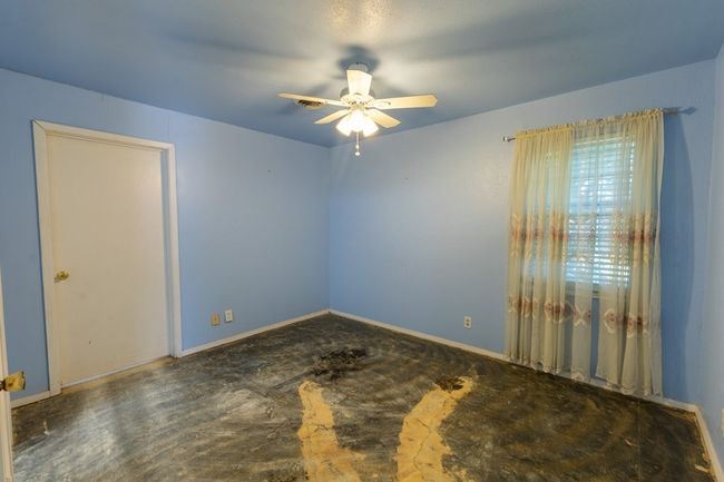 Master Bedroom | Image 18