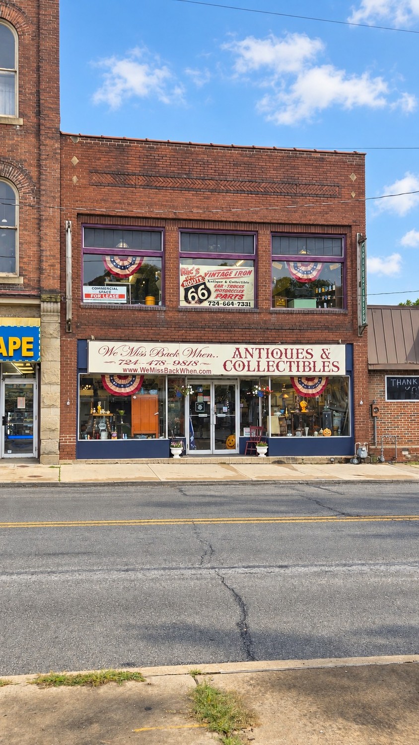 209 1St St, Apollo, PA 15613
