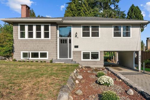 814 Plymouth Dr, North Vancouver, BC, V7H2H7 | Card Image