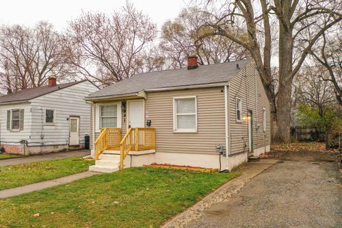 991 S Ballenger Hwy, Flint, MI, 48532-3822 | Card Image