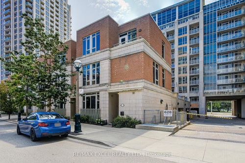 th-1-93 Sloping Sky Mews, Toronto, ON, M5V1P4 | Card Image